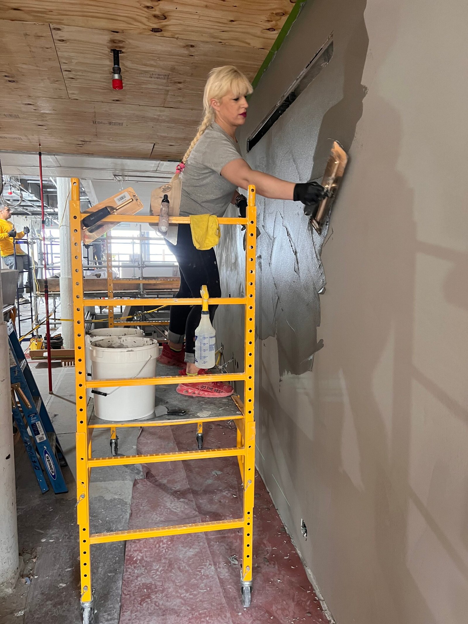 Eco-Friendly Tadelakt Plaster for Bathrooms