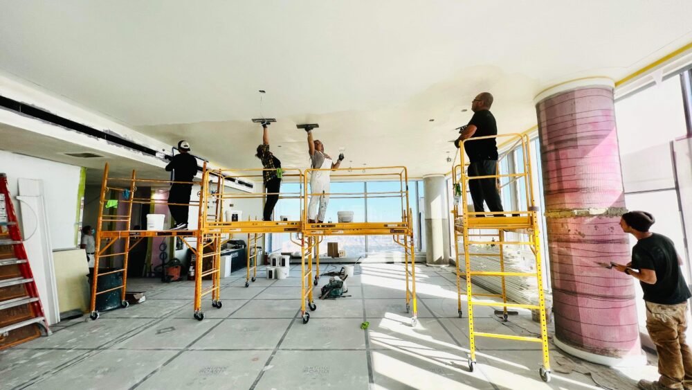 Stylish Venetian Plaster Ceilings for Luxurious Interiors